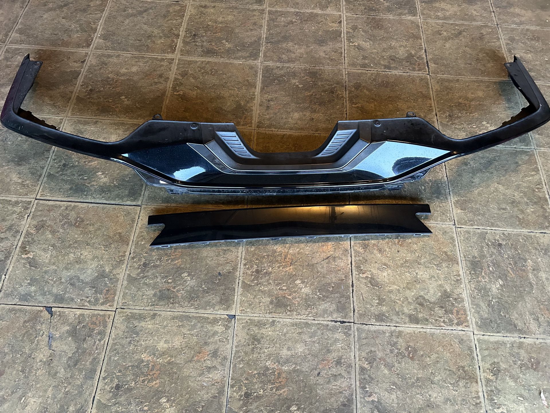 ‘19 Honda Civic Sport Hatchback OEM Rear Lip Diffuser