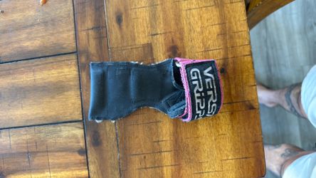 Versa grip pro right hand only