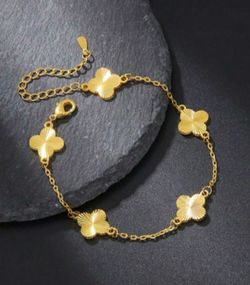 Four Leaf Clover Bracelet