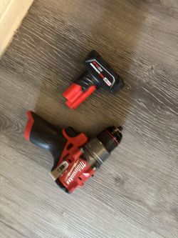 Hammer Drill M 12 Milwaukee Usado Como Nuevo