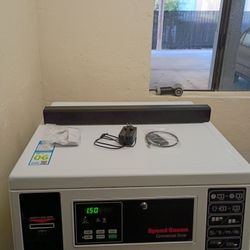 Sound Wing Soundbar + Remote Control/ Power Adapter 