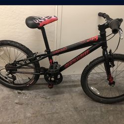 Specialized youth bike with gears 20 inch wheels