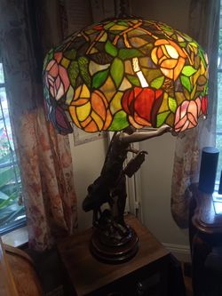 Beautiful Stained Glass Lamp