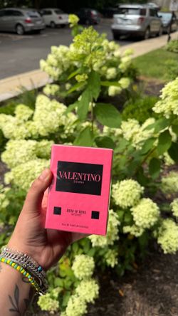 Valentino Born in Roma intense