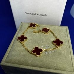 Van Cleef & Arpels
