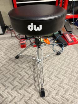DW Drum Throne