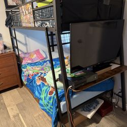 Kids Bunk bed TWIN with gaming desk, with rgb lights PICK UP IN COVINA AND READ DISC