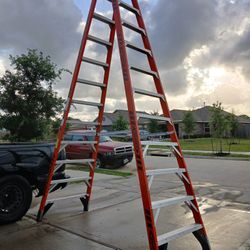 12 Ft Twinstep Ladder 