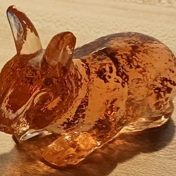 VINTAGE MOSSER PINK/AMBER GLASS RABBIT SCULPTURE/PAPERWEIGHT/FIGURINE ON EBAY FOR $28.50