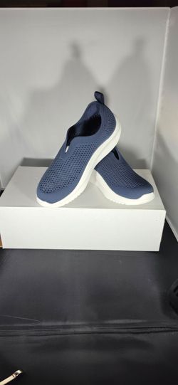Brand new women shoes