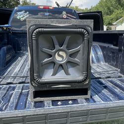 15’ Kicker Subwoofer with box