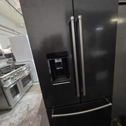 KITCHENAID COUNTER DEPTH BLACK STAINLESS 