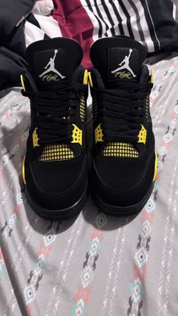 jordan 4 retro thunder