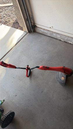 Grass hog weed eater
