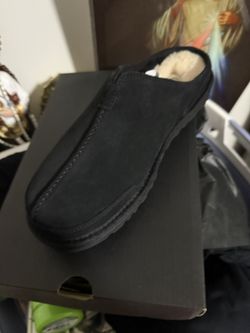 Men Ugg Slippers Size 8