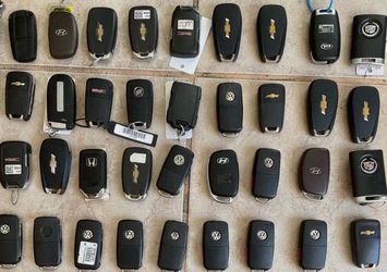Auto keys- car keys- llaves de carro