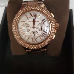  Michael Kors Rose Gold Watch