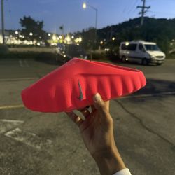 Nike Mind 001 Solar Red Size 10 (Brand New with Receipt)