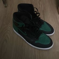 Jordan 1 Pine Green