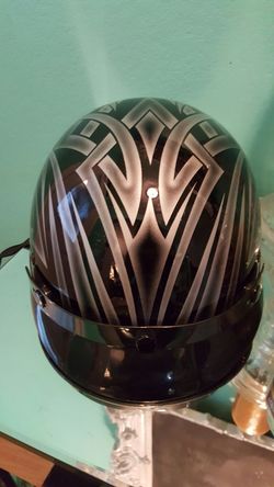 Kool motorcycle helmet... Size xs...Great condition!