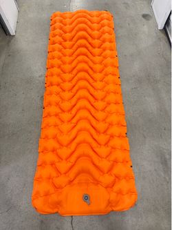 Camping Sleeping Pad, Extra Thickness 4 Inch Inflatable Sleeping Mat with Pillow Built-in Pump, Compact Ultralight Waterproof Camping Air Mattress for