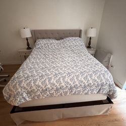 Queen Size Bed 