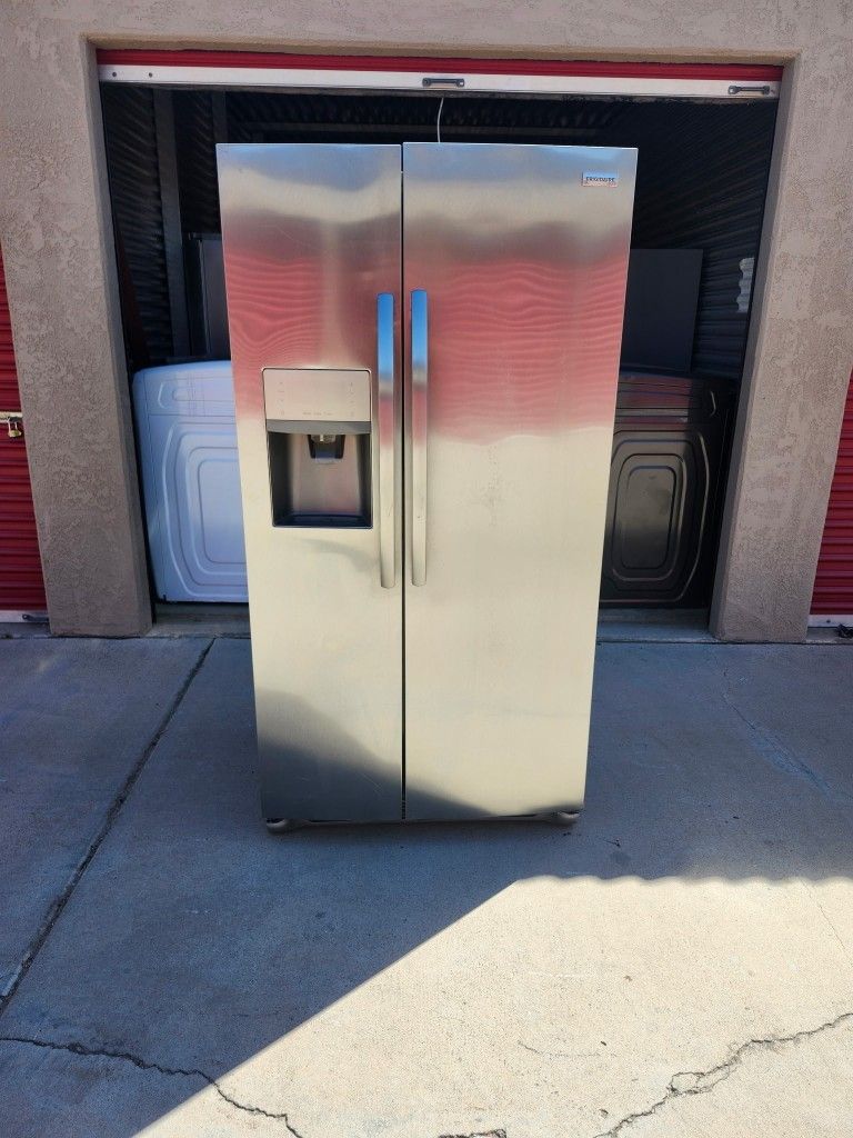 Frigidaire Refrigerator Side By Side