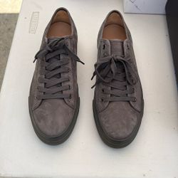 VINCE MEN SHOE SIZE 8