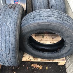 BRIDGESTONG 235/70R18