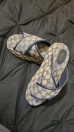 Women sandals