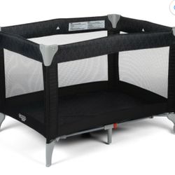 Cosco Funsport Play yard 