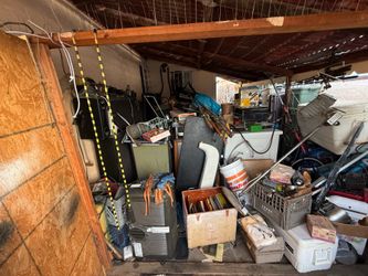 I have a lot of nice thing for sell in my garage for sell
