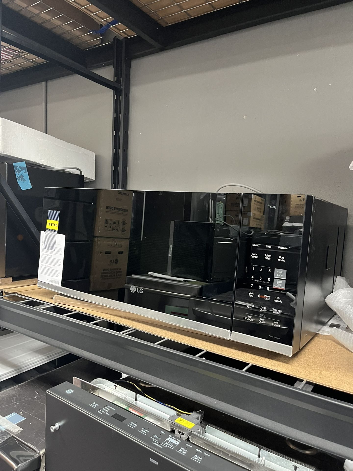Low Profile Microwave 30’ LG Black Glass Window Over The Range