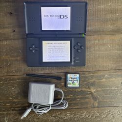 Nintendo DS Lite 