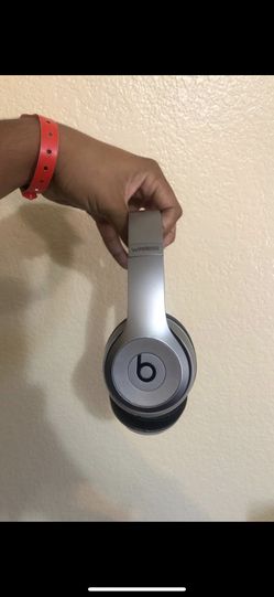 Beats solo 2