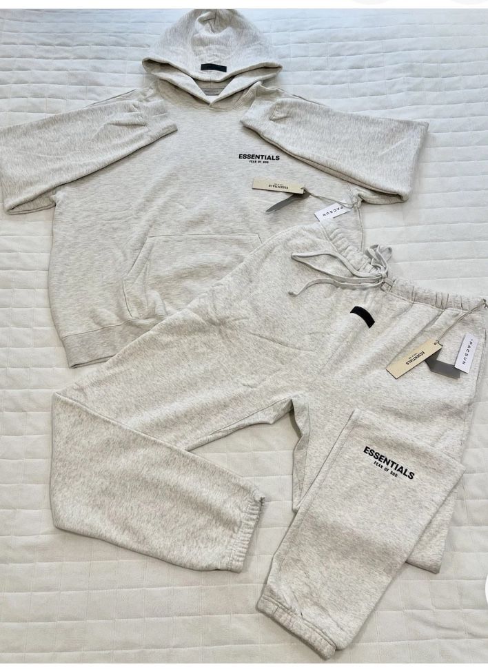 Essentials 'Light Oatmeal' Hoodie and Sweatpants set!!!