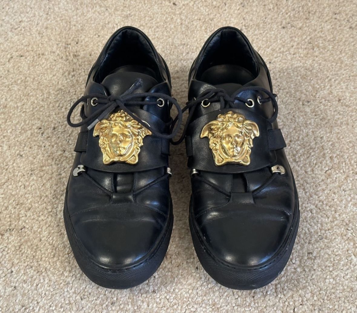 Versace Italy Men’s Black Leather Shoes Sneakers Large Gold Medusa 41 US 8 To 9