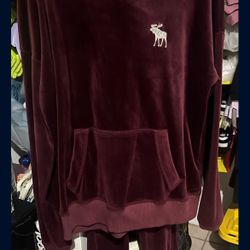 Abercrombie Sweater And Sweat Pants Sets!