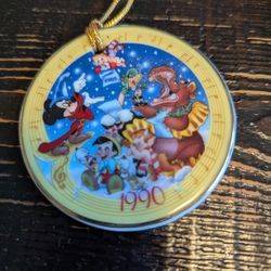 Walt Disney 1990 6th Edition Christmas Ornament