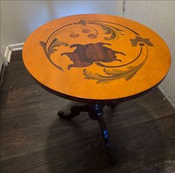 Vintage Round Marquetry Pedestal Side Table
