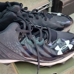 Under Armor Youth Football Cleats Black