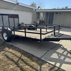 Golf cart with trailer