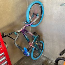 girls 18inch bike 