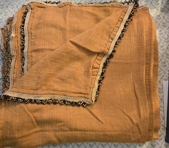 6 Pier1 Cotton Table Napkins With Beaded Edges