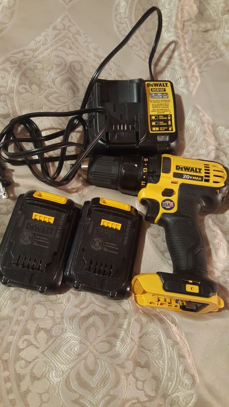 Dewalt ,drill ,2 battery s ,1 charger and bag.