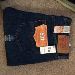 New Levi’s Jeans 