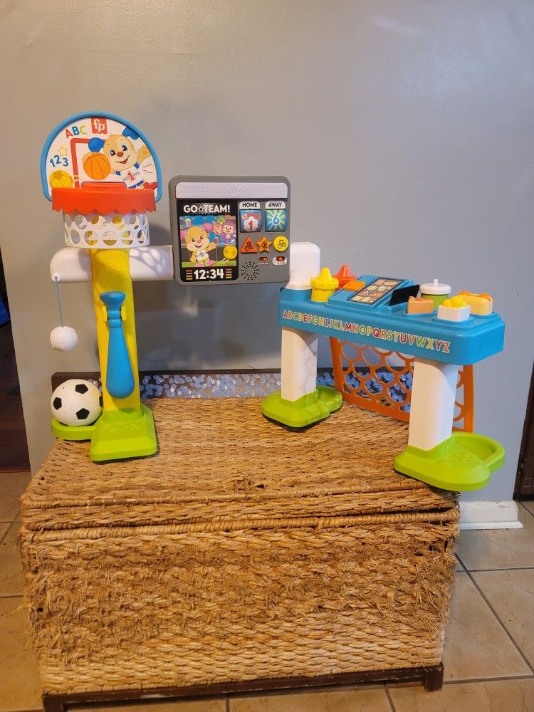 Like New/ Laugh And Learn Play Center