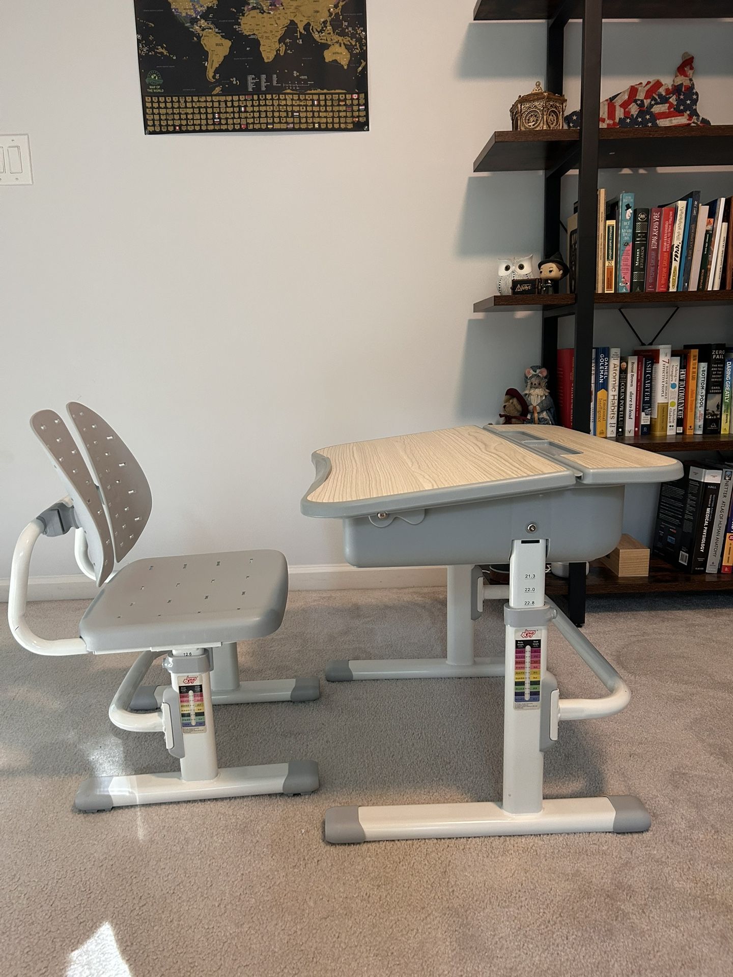 Adjustable Kids Desk And Chair Set
