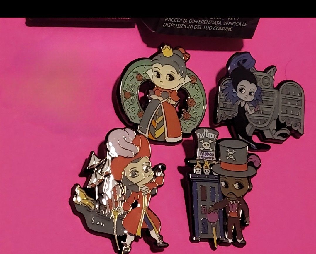 Disney Villains Queen of Hearts Cpt Hook Yzma Dr. Facilier Chibi Pin Combo Set