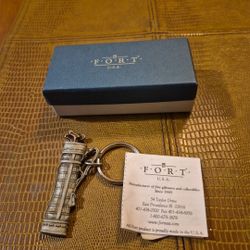 Unique metal three d golf bag keychain